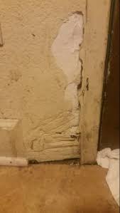 Most places accept cash and major credit cards. Le Mur C Est Partout Comme Ca Picture Of Crenshaw Inn Motel Los Angeles Tripadvisor