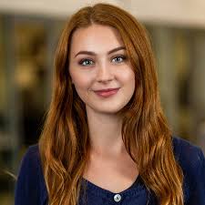 Lorena Booth's Instagram, Twitter & Facebook