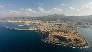 Βόλτα στην παλιά πόλη του ρέθυμνο. Chania Aerial Creations Kai Sto Re8ymno To Kastro Fortetza Kai O Faros Toy Re8ymnoy Apo Pshla Binteo Fwtos Agwnas Ths Krhthsagwnas Ths Krhths