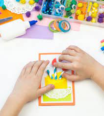 These 50+ quick and easy kids crafts can be made in under 30 minutes using items that you probably already have around the house! 19 Easy Diy Birthday Party Crafts For Kids With Images