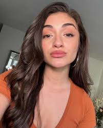 Raquel Castro Biography, Age, Height, Movies, Boyfriend, Photos