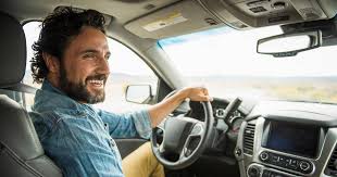 Wenn die versicherung die prämie oder den selbstbehalt erhöht oder die leistungen zu ungunsten des versicherungsnehmers verändert. Autoversicherung Wechseln Ja Aber Wie Und Wann Helvetia Ch