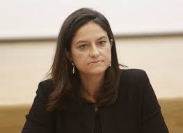 Το ναύπλιο είναι η πρωτεύουσα του νομού αργολίδας στην πελοπόννησο και αποτέλεσε την. Nikh Keramews Tis Epomenes Hmeres Oi Apofaseis Gia Thn Hlikia Twn Ma8htwn Poy 8a Foroyn Maska Liberal Gr