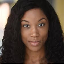 Robin Lee's Instagram, Twitter & Facebook