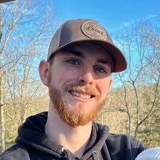 Hunter Bailey's Instagram, Twitter & Facebook