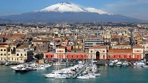 Catania ist eine der spätbarocken städte des val di noto, die von der unesco zum unesco. Themenwelten Sizilien Catania
