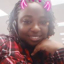 Horse kept hugging and licking pregnant woman's belly, then this happened:  when doctor looked at ultrasound, he called the police right away. The  woman was having a chip implanted in her body.