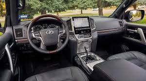 The pictures only show the exterior, revealing that the flagship suv has an upright front with a wide and rectangular front grille. New Toyota Land Cruiser To Debut In April 2021 Report