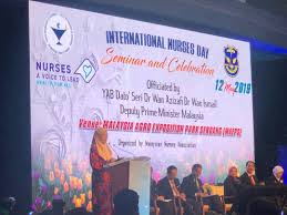 Savesave tema hari guru 2019 for later. Berita Rtm Ø¯Ø± ØªÙÛÛØªØ± 12 Mei Timbalan Perdana Menteri Dato Seri Dr Wan Azizah Wan Ismail Hadir Merasmikan Seminar Dan Sambutan Hari Jururawat Antarabangsa 2019 Di Maeps Serdang Tema Sambutan Suara Untuk Memimpin Kesihatan