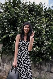Celebs like rihanna, taylor swift reformation's impact on the industry has not only helped make sustainable fashion sexy, but it's also inspired an influx of midluxury brands that are. Reformation Clothing Review Try On Is It Worth It Mademoiselle A Minimalist Fashion Blog
