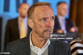 8,853 Dr Dave Stock Photos, High-Res Pictures, and Images