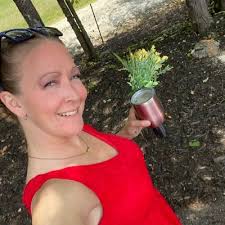 Alisa Giles (@alisa_giles)