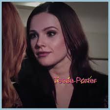 Tessa Porter's Instagram, Twitter & Facebook