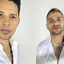 Este año viene con mucha música! Muy pronto “La vida sigue”  @alexduvallofficial