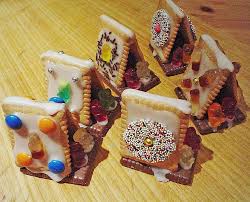 Hexenhaus Aus Butterkeksen Von Summerjune Chefkoch Butterkekse Weihnachtsleckereien Halloween Snacks