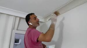 Köpük tavan kaplama nasıl uygulanır, tavan kaplama nasıl yapılır, montajı, yapıştırması ve diğer detaylar anlatılmaktadır. Kartonpiyer Tamiri Nasil Yapilir Kartonpiyer Nasil Takilironarilir Alci Kartonpiyer Tamirati Youtube