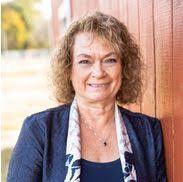 Alise Evans's Instagram, Twitter & Facebook