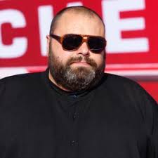 Орлы или вороны, вдвоём, рассыпая серебро и еще 49 песен. Maksim Fadeev Slushat I Skachat Besplatno