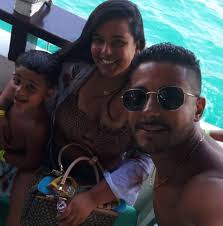 Não se case por interesse, não traía porque uma hora o outro vai descubrir,  seja verdadeiro com quem você ama.