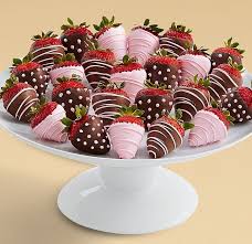 20 Besten Valentinstag Geschenke Fur Ihn Bilitili Com Fruits Enrobes De Chocolat Nourriture De Fete Fraises Enrobees De Chocolat