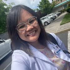 Kim Thaxton's Instagram, Twitter & Facebook