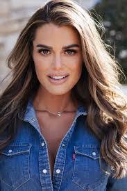 Lindsey Grubbs's Instagram, Twitter & Facebook