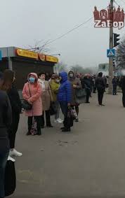 В запорожье пожарные тушили камыш на подступах к жилым домам. Ytgr 5mfsre50m