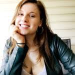 Lila Mooney's Instagram, Twitter & Facebook