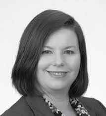 Lori Feltner's Instagram, Twitter & Facebook