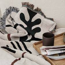 < > cozy living copenhagen decke mohair mit fransen hellgrau. Mirage Decke Von Ferm Living Connox