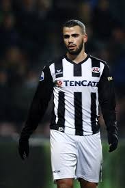 Vitesse forması giyen 27 yaşındaki orta saha oyuncusu oussame tannane, fenerbahçe ile görüşmek için bugün i̇stanbul'a doğru yola çıktı. Oussama Tannane Vitesse