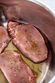 Easy Instant Pot Pork Chops Recipe With Creamy Ranch Sauce