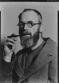 Eric Gill's Instagram, Twitter & Facebook