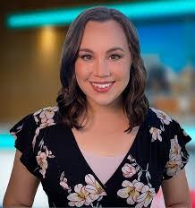 Carolina Fox's Instagram, Twitter & Facebook