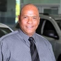 2500+ "Larry," profiles