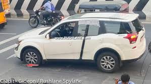 Jun 25, 2021 · according to the video, if the xuv700 is travelling at more than 80kmph and the surrounding area is dark, the auto booster headlamps feature kicks in and increase the throw of the headlights. Spy Pics Mahindra Xuv700 Spotted Testing Revealing New Features Ahead Of Launch Drivespark News