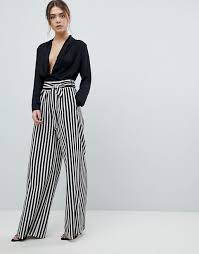 Pantalon large à rayures olsen. Boohoo Pantalon Large Avec Lien A Nouer A La Taille Et Rayures Asos