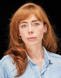 ABOUT — Michelle McMahon