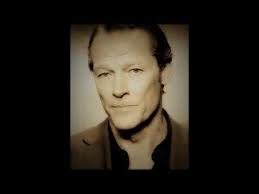 IAIN GLEN