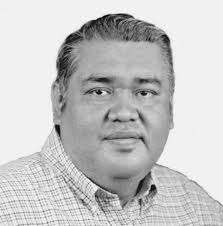 ULTIMAN A ASESOR DEL ALCALDE DE CUAUTLA La mañana de este miércoles,  Christian Nava, asesor del presidente municipal de Cuautla, fue as*sinado  al interior de un restaurante VIPS ubicado sobre la avenida