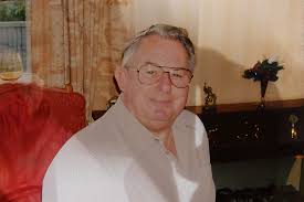 For those that don't know yet. Dad (Robert Hatt) passed away Sunday 30th.  Funeral will be Graveside at Robinvale Cemetery, Tuesday 8th April at 1pm.  Menrob