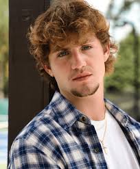 Matthew Morris's Instagram, Twitter & Facebook