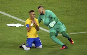 Brazil u23 football team are in the final of the olympics. Rio 2016 Olympic Games Neymar Makes History For Brazil Marca English