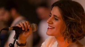 Daniel balavoine est né le 5 février 1952 à alençon (orne) au gré d'une mutation de son père Mort De Daniel Balavoine Les Revelations Glaciales Sur Les Conditions Dans Lesquelles Son Corps A Ete Retrouve Femme Actuelle Le Mag