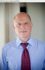 Former HBO exec taking helm of Starz