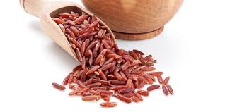 Diketahui beras hitam mengandung vitamin b kompleks yang dapat membantu tubuh melepaskan energi dan mengolahnya secara efektif untuk beraktivitas selama seharian, sementara kandungan magnesium dan zat besi di dalamnya juga membantu memerangi sindrom 3l, letih, lelah, lesu. Beras Merah Asal Mula Beras Merah Dan Perbandingan Gizi Dengan Beras Putih Bag 1 Its Time