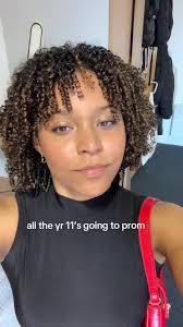 I actually hated prom 🫠 also if anyone wants to buy my prom dress drop me  a dm 🙂 (its the black1) #prom #2019 #gcse #school #fyp