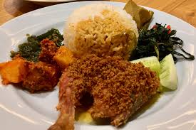 Nasi pecel yu gembrot di madiun. Dilarang Sajikan Prasmanan Rumah Makan Padang Di Jakarta Atur Siasat Halaman All Kompas Com