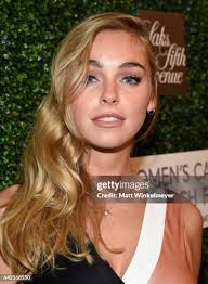 594 Liz Turner Stock Photos, High-Res Pictures, and Images