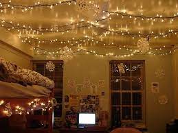16 Dorm Decorating Ideas For The Winter Holidays Christmas Lights In Bedroom Christmas Dorm Dorm Sweet Dorm